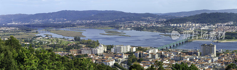 Viana do Castelo city全景与利马河